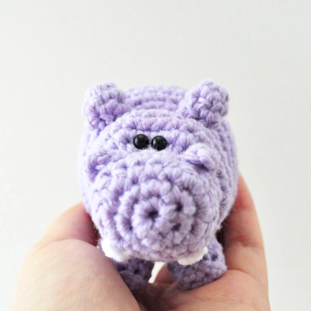 Hippo Crochet Kit - Picture 2 of 8